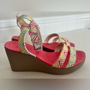 CROCS Vibrant Multicolor Wedge Strappy Sandals Size 9